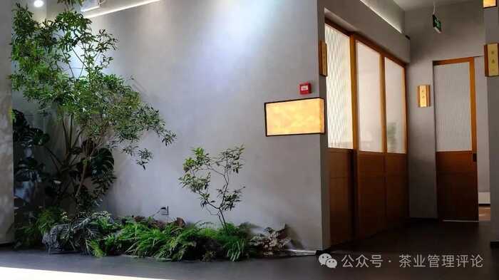 解碼茶葉小產(chǎn)區(qū)與茶空間的財(cái)富哲學(xué) ——《現(xiàn)代商業(yè)銀行·財(cái)富生活》專訪鄧增永
