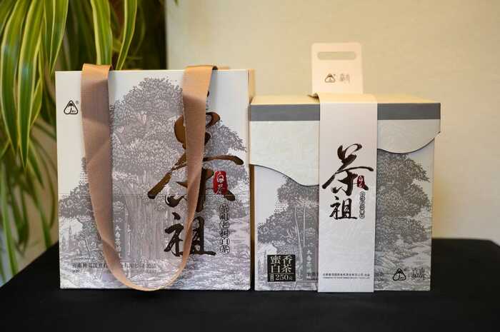 八角亭嘉木景谷蜜香白茶 茶祖老樹孕育的舌尖瑰寶