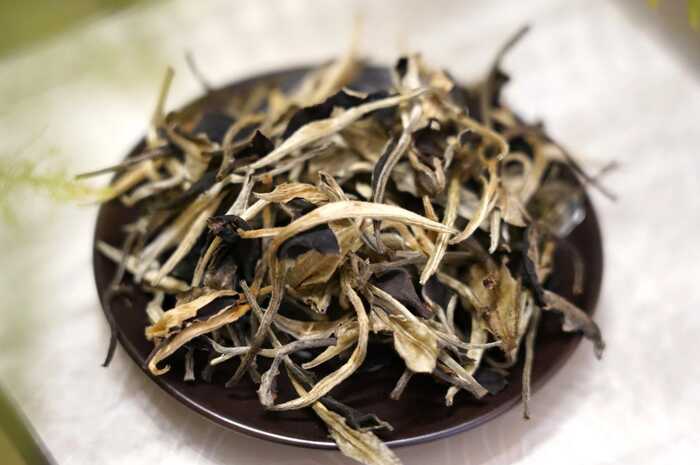 八角亭嘉木景谷蜜香白茶 茶祖老樹孕育的舌尖瑰寶