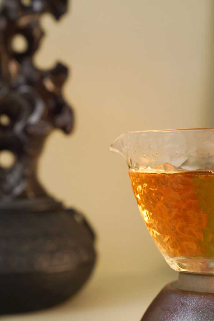 下關(guān)月光白茶龍珠，毫香裹著甜香超夠味！