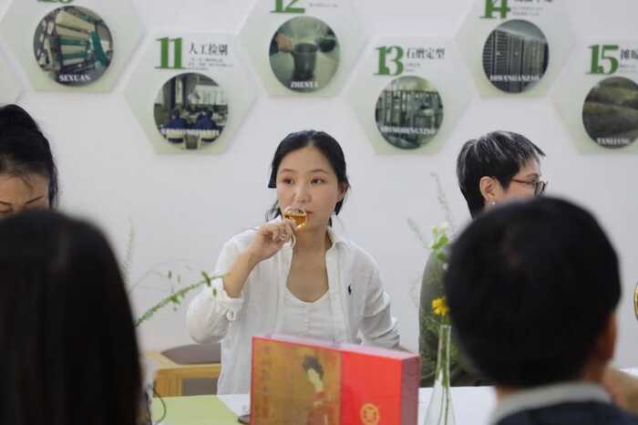 中茶云南舉辦秋季跨界茶會(huì)，深化戰(zhàn)略合作共鑒茶韻
