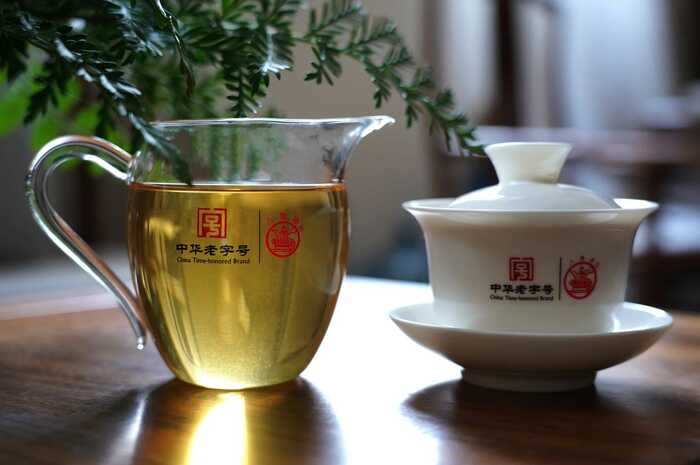 八角亭甲冠天下·景邁山 隆重上市！一餅藏盡景邁千年古茶魂