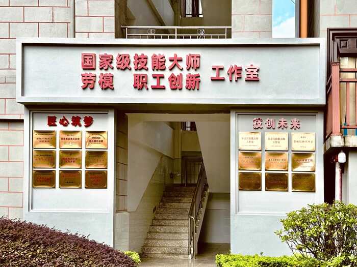 從80年代獲國家外經(jīng)貿(mào)部嘉獎，到參與國標(biāo)樣品研制，瀾滄古茶何以筑牢熟茶品質(zhì)根基？