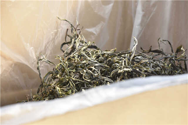 普洱茶行業(yè)怪象：市場規(guī)模擴(kuò)大，實(shí)體門店卻在加速關(guān)門！