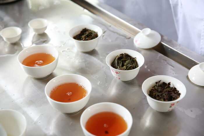 揭秘武夷巖茶獨(dú)特的“上市時(shí)差”與“巖韻”密碼