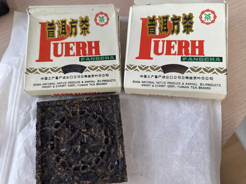 普洱方茶 100
